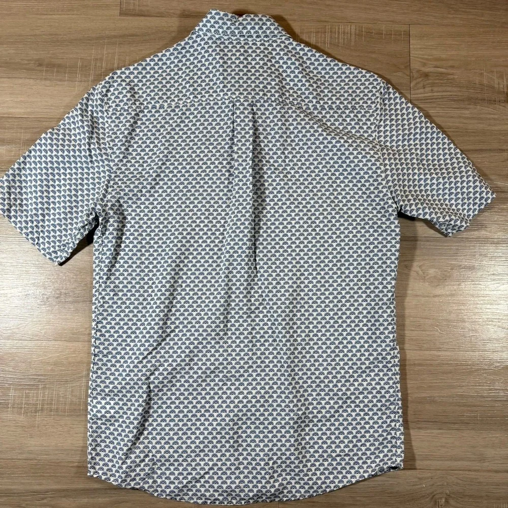 Johnnie O Featherweight Button Up Shirt Men's S White Blue‎ Geometric AOP Print